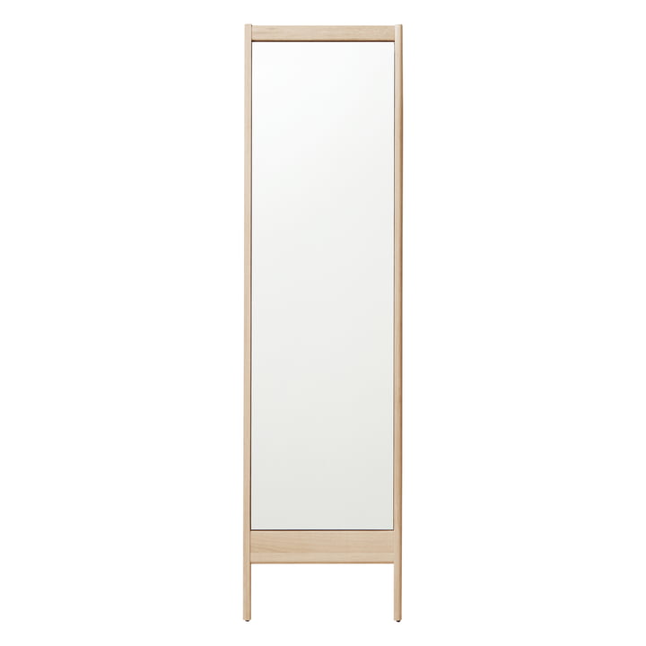A Line Miroir, H 195,5 cm, chêne pigmenté blanc de Form & Refine
