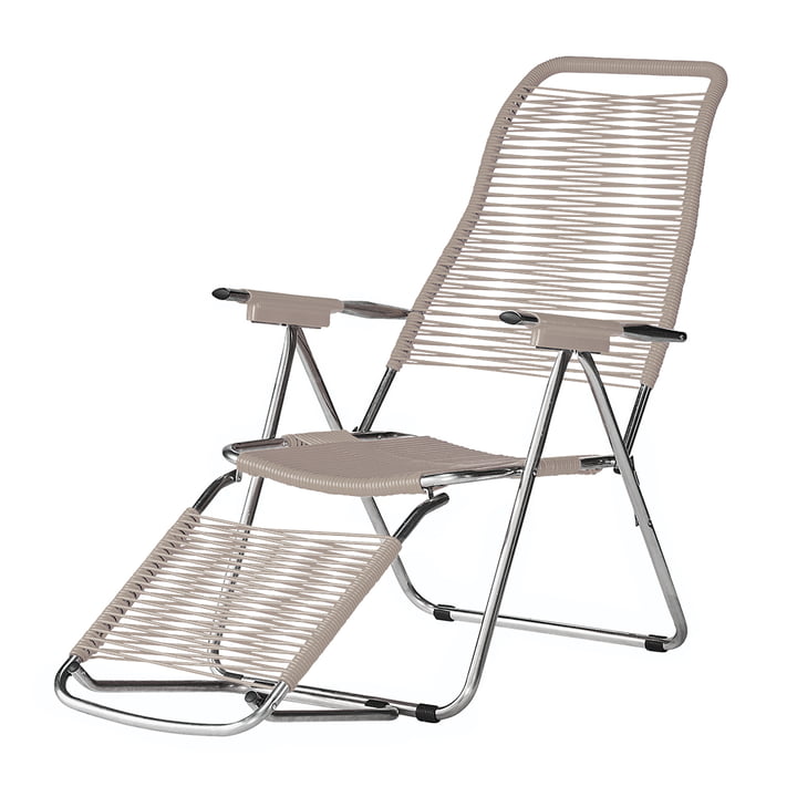 La chaise longue Spaghetti de Fiam, structure aluminium / toile taupe