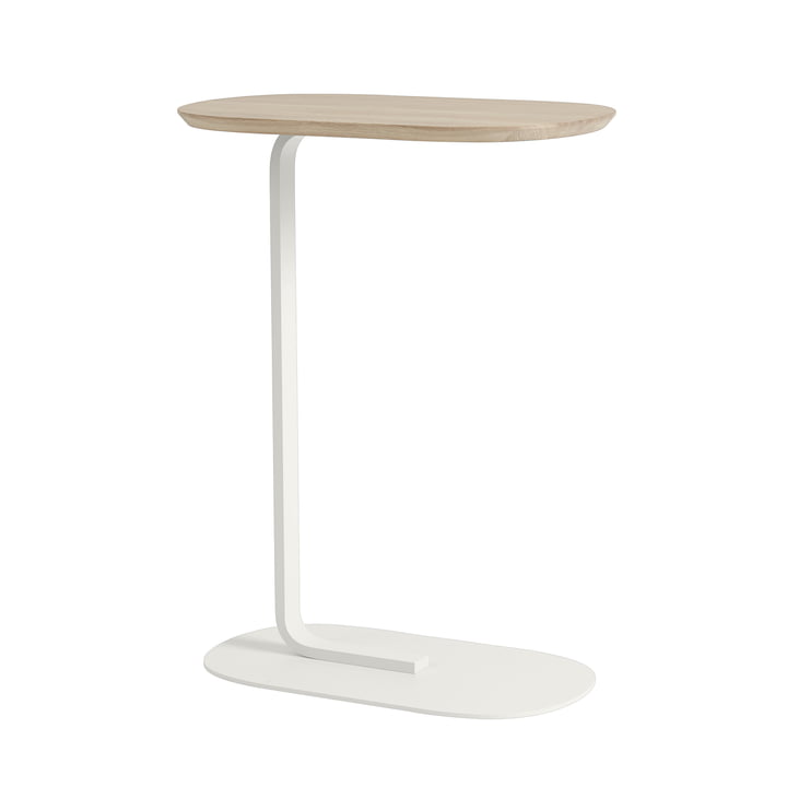 Relate Side Table H 73,5 cm de Muuto en chêne / blanc cassé