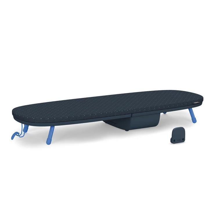 Glide Pocket Table de repassage de Joseph Joseph en noir / bleu