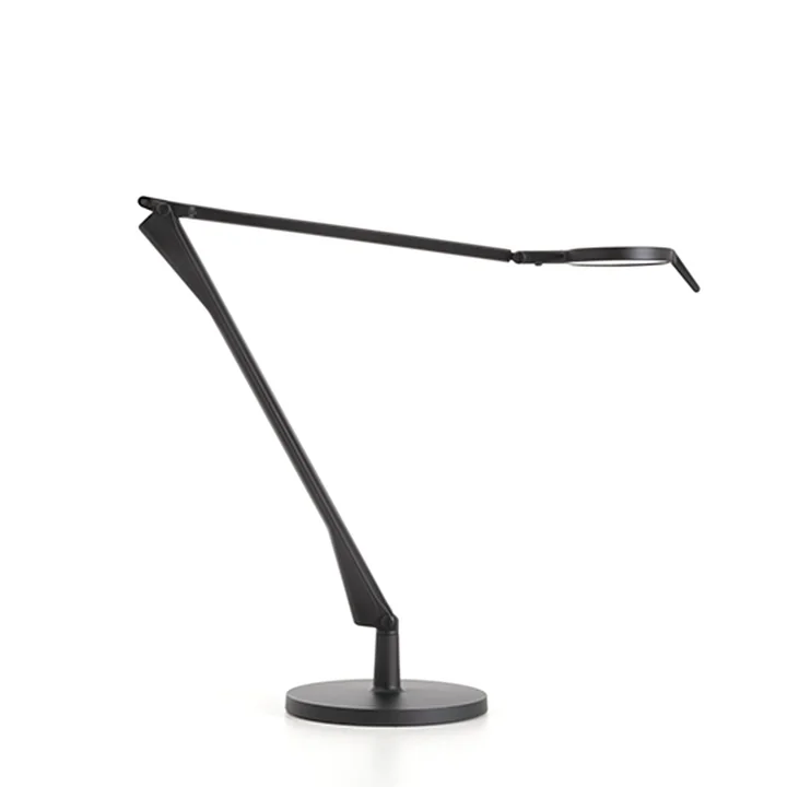 Lampe de bureau LED Aledin Tec avec dimmer de Kartell en noir