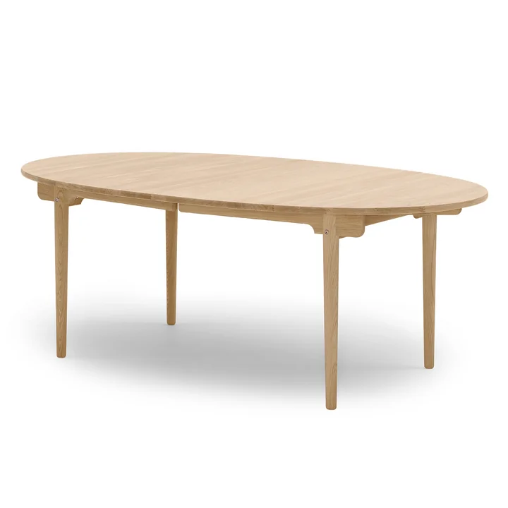 CH338 table de salle à manger extensible de Carl Hansen dans la finition chêne huilé