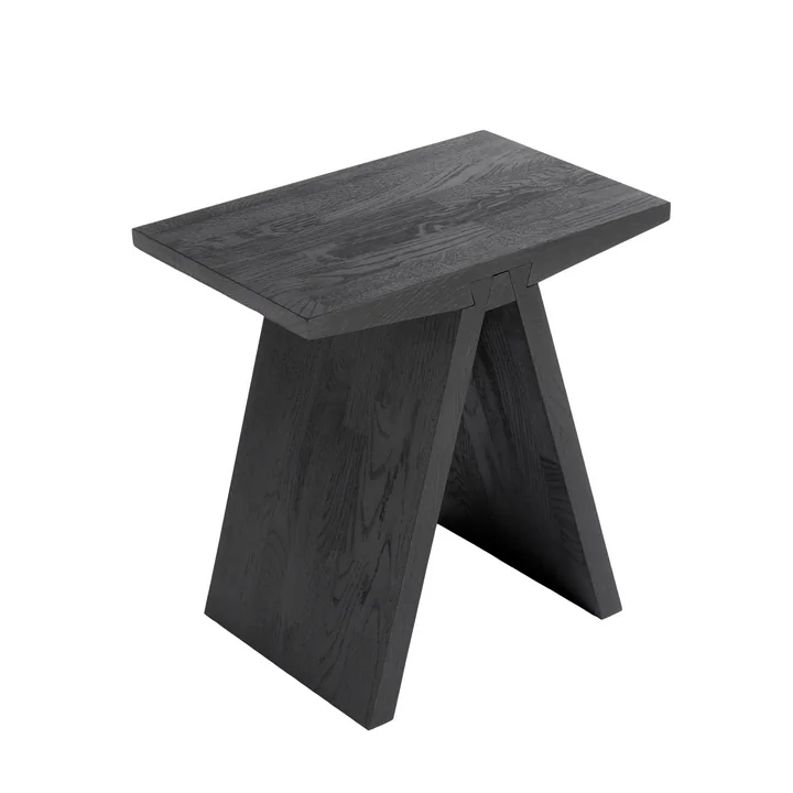 Angle Tabouret, 45 x 45 cm, chêne, laqué noir de Muubs