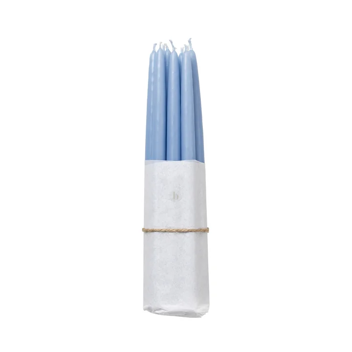 Tapers Bougies pointues trempées, Ø 1,2 cm, plein air light blue (set de 10) de Broste Copenhagen