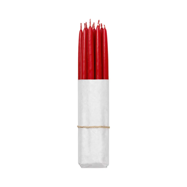Tapers Bougies pointues trempées, Ø 1,2 cm, truly red (set de 10) de Broste Copenhagen
