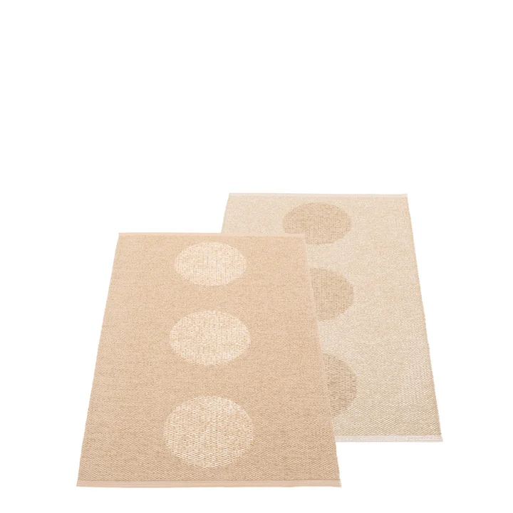 Vera Tapis 2. 0, 70 x 120 cm, beige / beige metallic de Pappelina