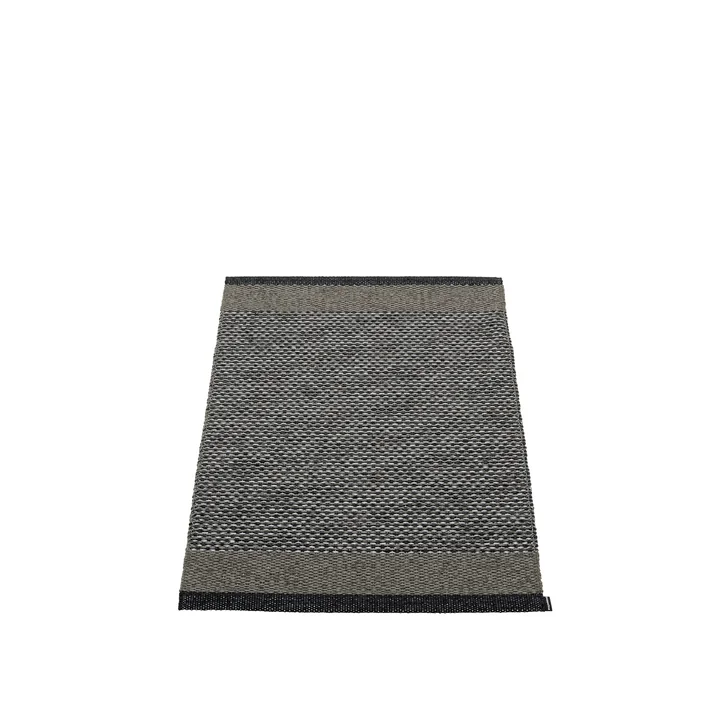 Edit Tapis, 180 x 260 cm, black / charcoal / granit metallic de Pappelina