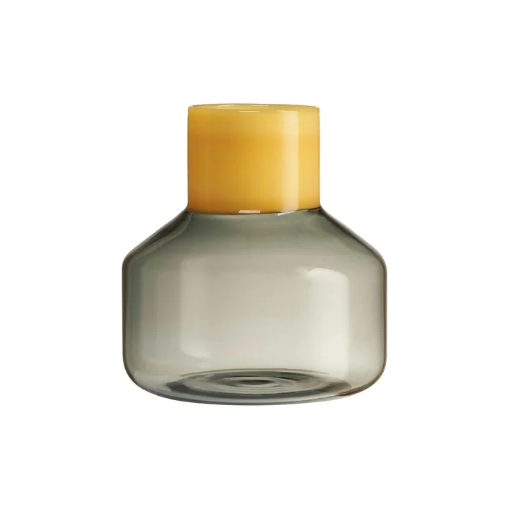 Generous Vase medium de Design Letters dans la version milky yellow / smoke