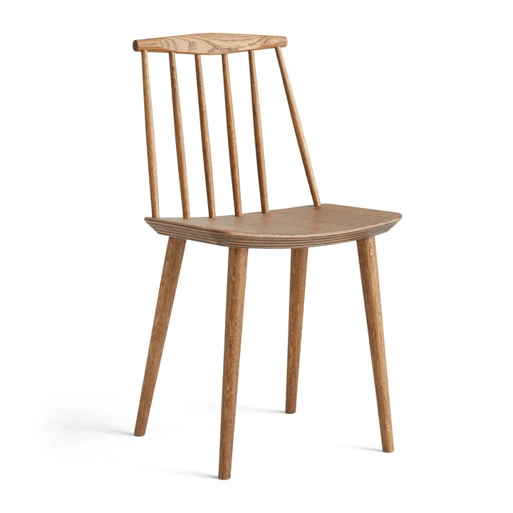J77 Chair , Chêne huilé foncé de HAY