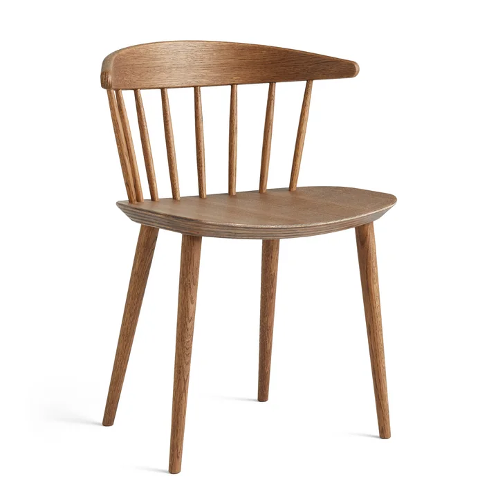 J104 Chair , Chêne gras foncé de HAY