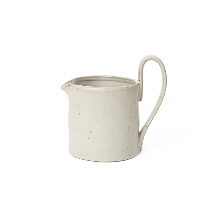 Flow Pot à lait, blanc cassé de Ferm Living
