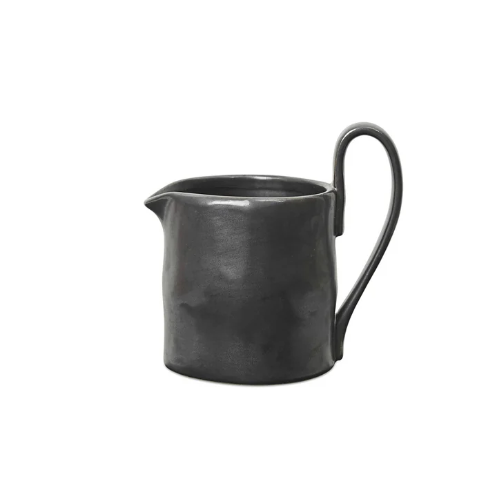 Flow Pot à lait, noir de Ferm Living