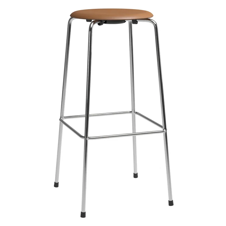 High Dot Tabouret de bar de Fritz Hansen dans la finition cuir noyer / piètement chromé (4 pieds)