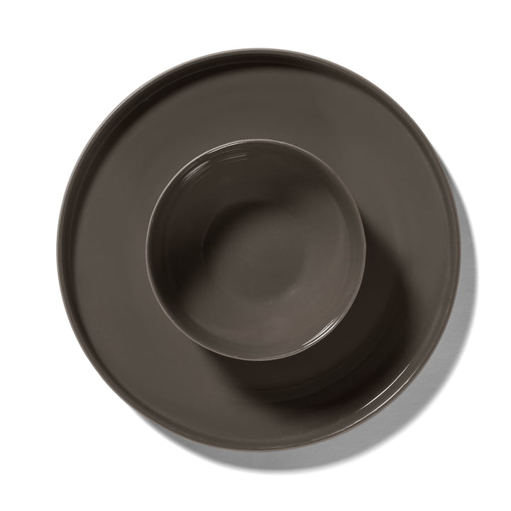 Dune Bol et assiette by Kelly Wearstler, Slate brown de Serax