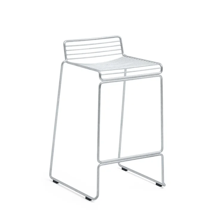 Hee Tabouret de bar low, hot galvanised de HAY