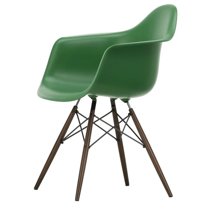 Eames Plastic Armchair de Vitra