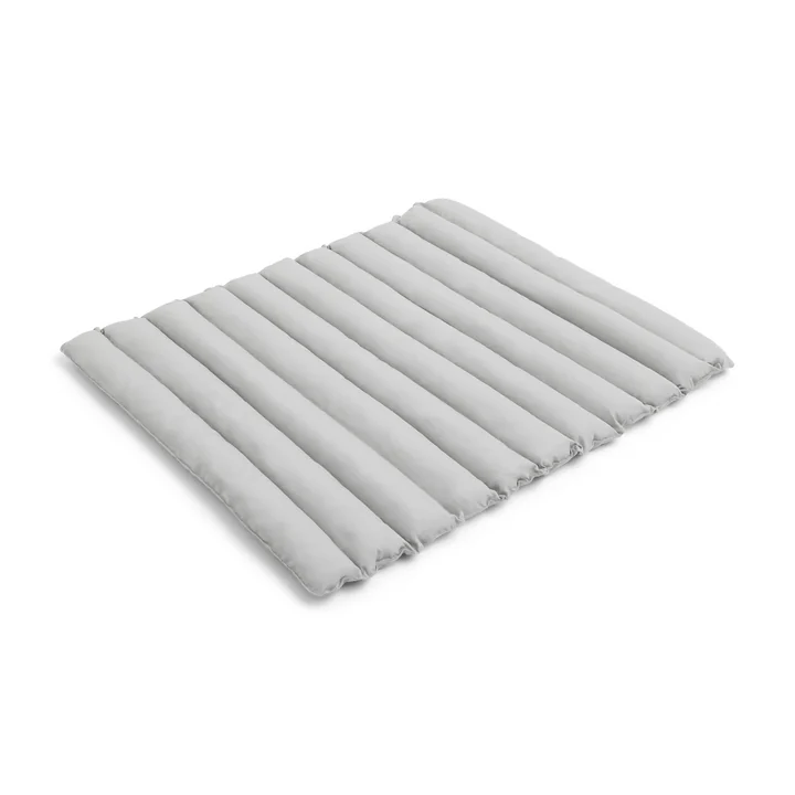 Palissade Soft Quilted Cushion, pour Dining Bench, sky grey de HAY