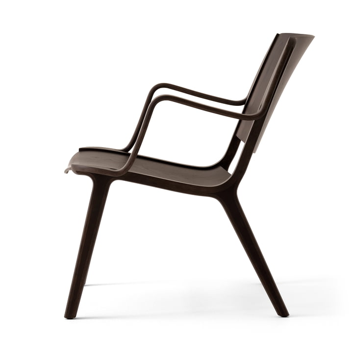 AX Lounge Chair avec accoudoirs HM11, chêne teinté foncé de & Tradition