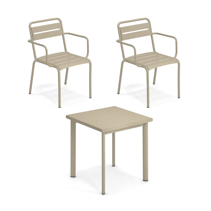 Emu - Star Outdoor Table 70 x 70 cm + chaise avec accoudoirs (set de 2), taupe
