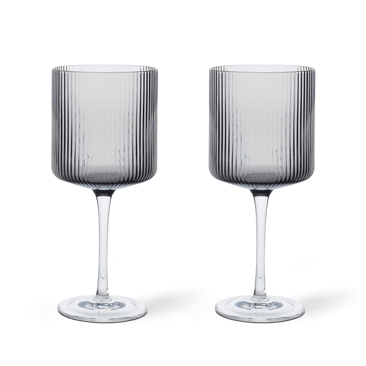 ferm Living - Ripple Verre à vin rouge, smoked grey (set de 2)