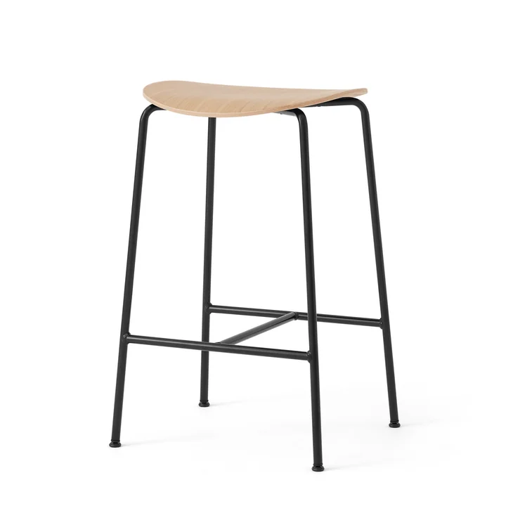 & Tradition - Pavilion AV37 Tabouret de bar, H 68 cm, chêne (patins en plastique)