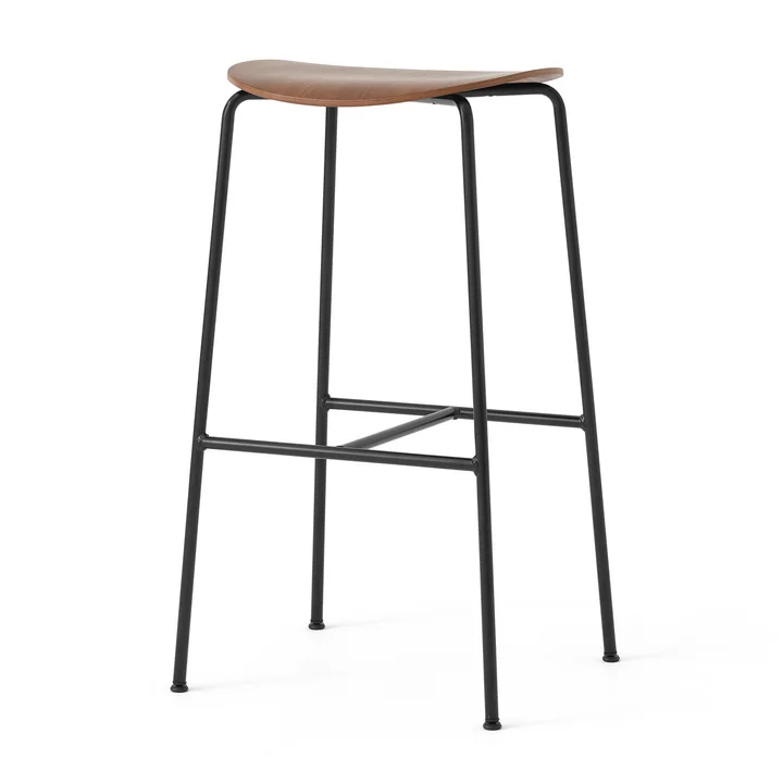 & Tradition - Pavilion AV38 Tabouret de bar, H 79 cm, noyer (patins en plastique)