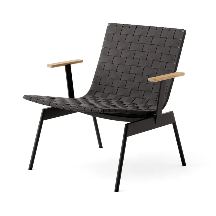 & Tradition - Ville AV45 Outdoor Lounge Chair avec accoudoirs, warm black