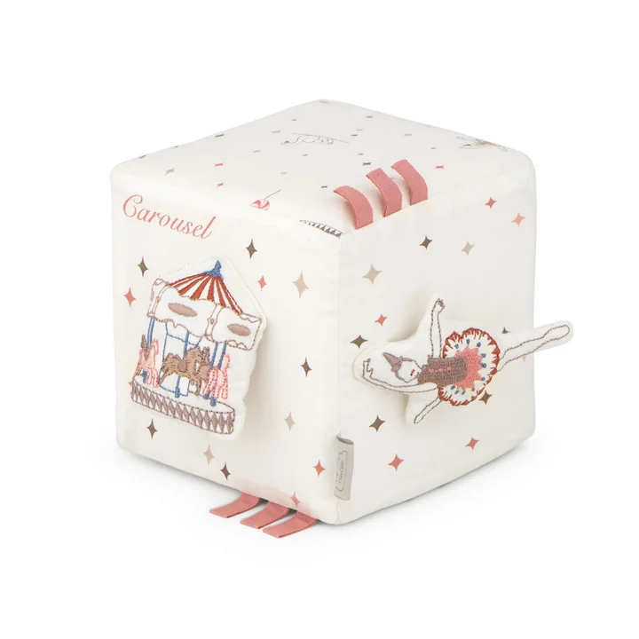 Cam Cam Copenhagen - Cube d'activité, carousel