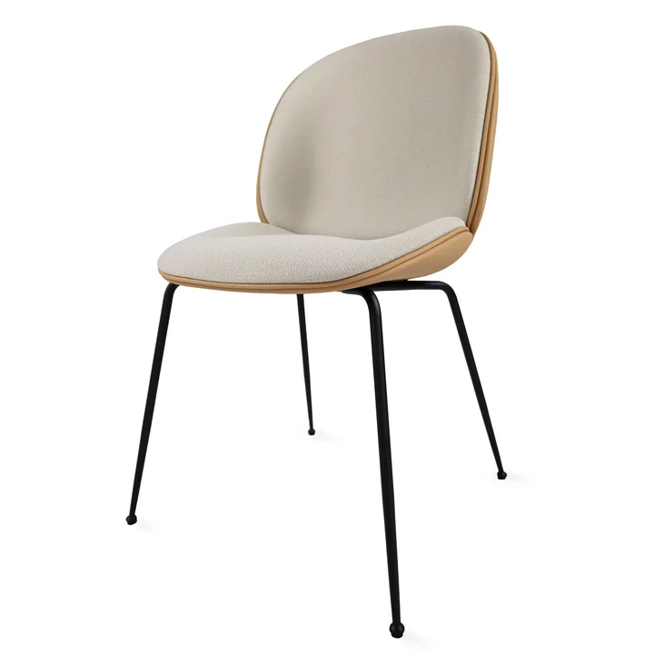Gubi - Beetle Dining Chair Rembourrage intégral (Conic Base), noir / Vidar (146) / Cuir Valencia cashmere (Exclusive Edtion)