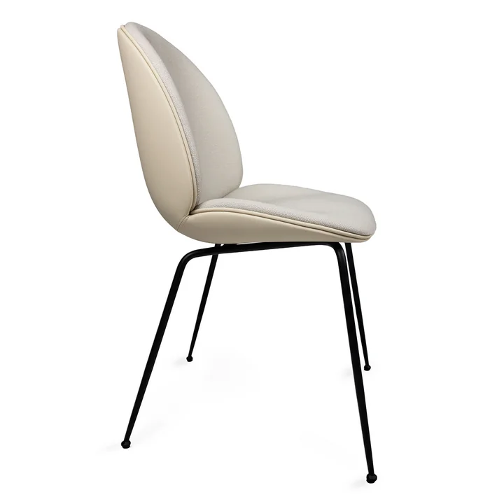 Gubi - Beetle Dining Chair Rembourrage intégral (Conic Base), noir / Vidar (146) / Cuir Valencia (Exclusive Edtion)