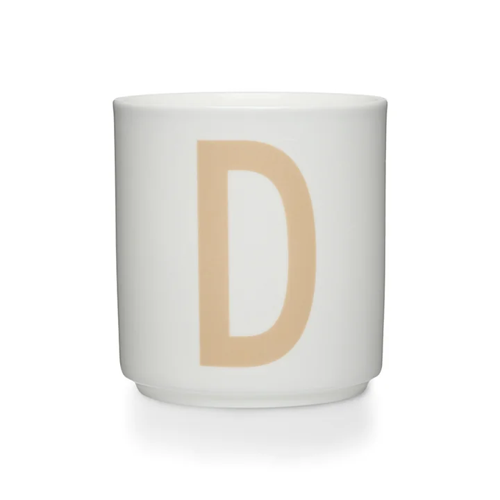 Design Letters - Tasse en porcelaine AJ D, beige / blanc