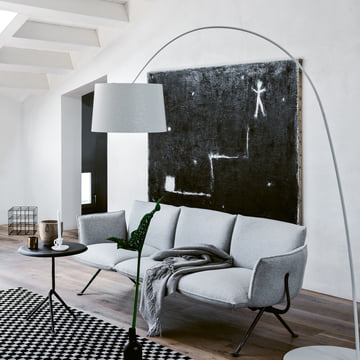 Canapé Officina de Magis dans le salon 