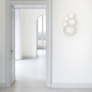 Applique murale Bulbullia LED de Luceplan en blanc grand format