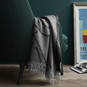 Couverture de fleurs sauvages, gris clair / gris foncé par Elvang