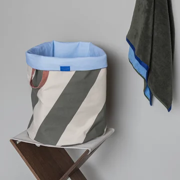 Mette Ditmer - Diagonal Panier à linge, Ø 40 x H 50 cm, olive foncé / sable
