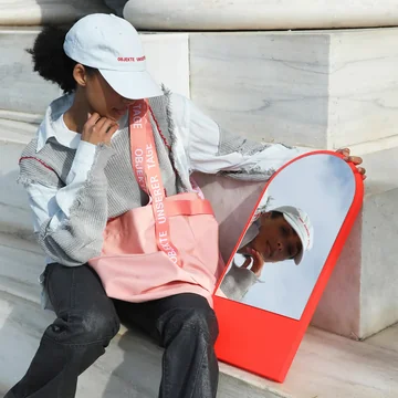 OUT Objekte unserer Tage - Weekend bag, rose pâle et casquette, bleu ciel