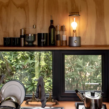 Tala - The Rugged Muse Lampe de table à accu, aluminium raw