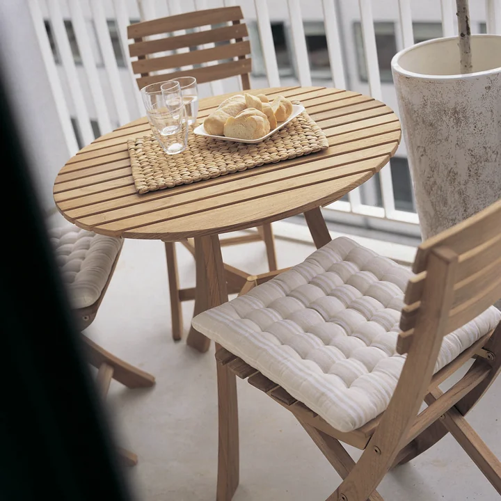 Élégance et gain de place avec Skagerak Vendia Table et chaises
