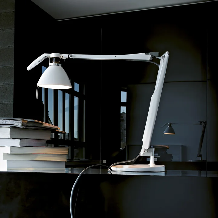 Fortebraccio -Lampe de bureau de Luceplan en blanc