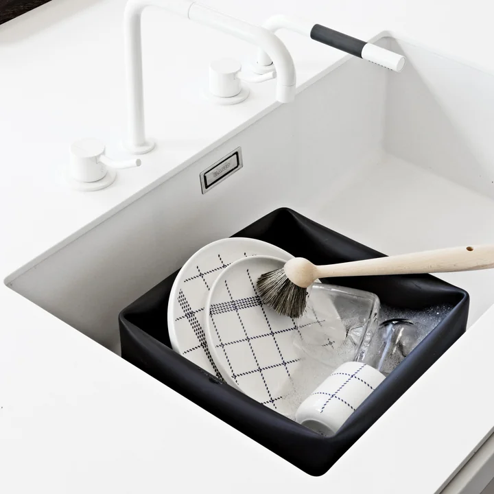 Normann Copenhagen - Washing up bowl noir - ambiance