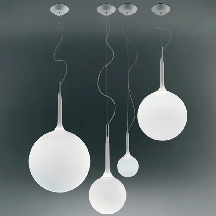 Suspension lumineuse Castore par Artemide