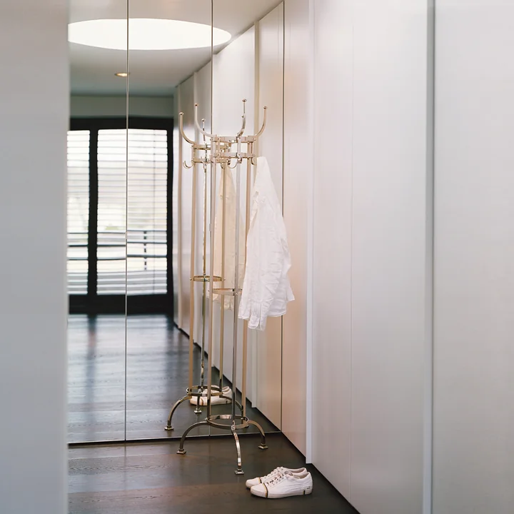 Le site Nymphenburg Porte-manteaux dans la chambre