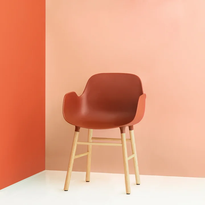 Form Armchair de Normann Copenhagen en chêne en orange