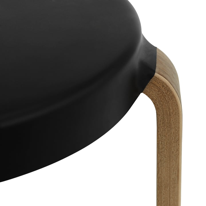 Tabouret de robinetterie de Normann Copenhagen en noyer / noir