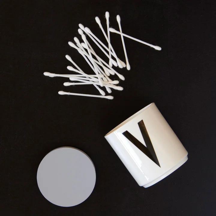 Ranger les cotons-tiges avec style