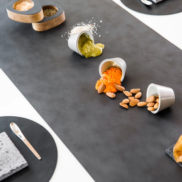 Chemin de table de Lind DNA en nupo anthracite