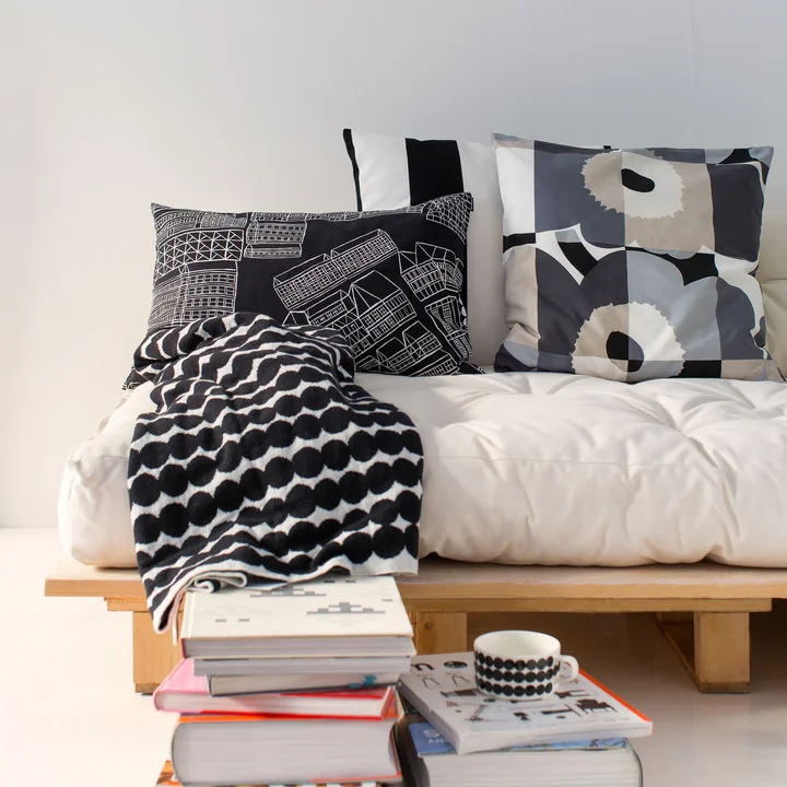 Coussins et couverture Marimekko