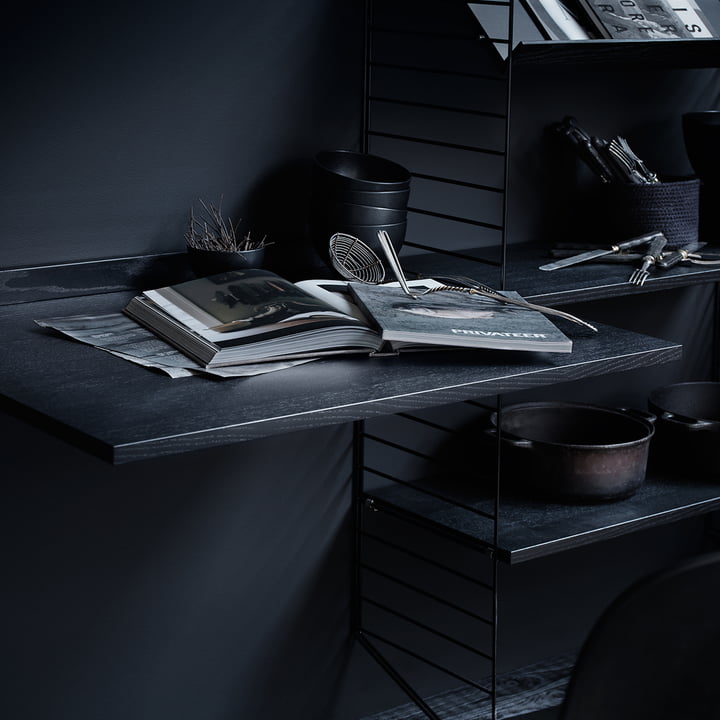 String - Système d'étagères, teinté noir