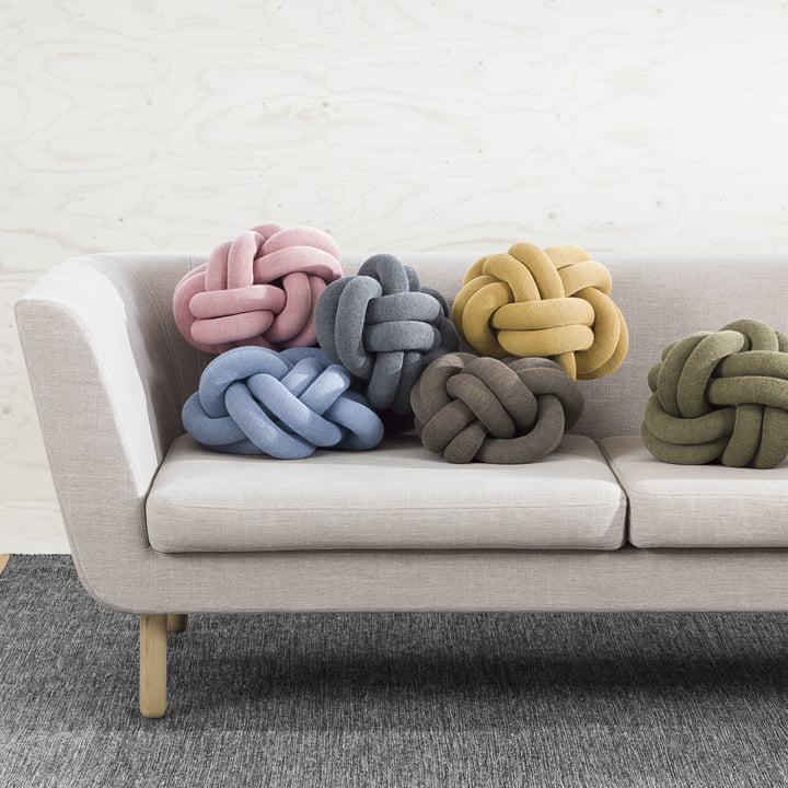 Knot Coussin sur le canapé Nest