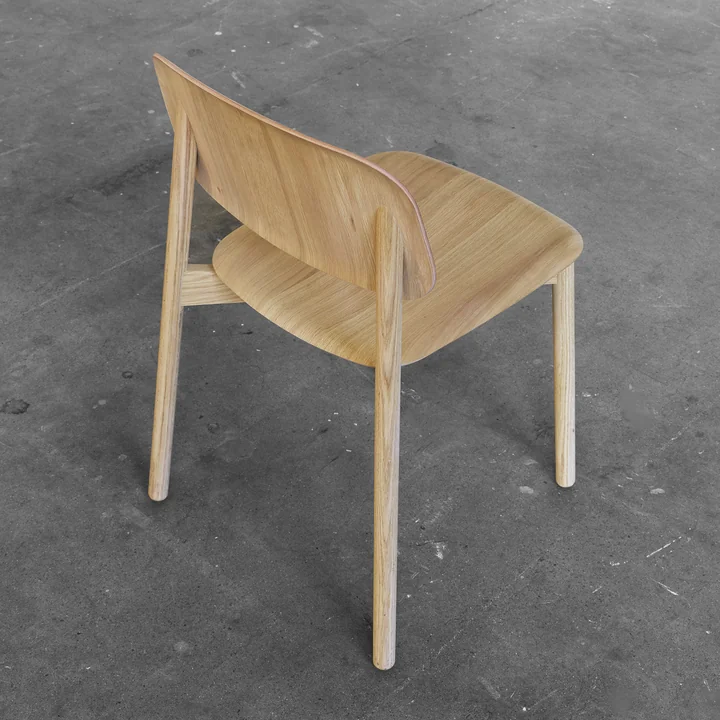 La chaise HAY - Soft Edge en chêne laqué mat